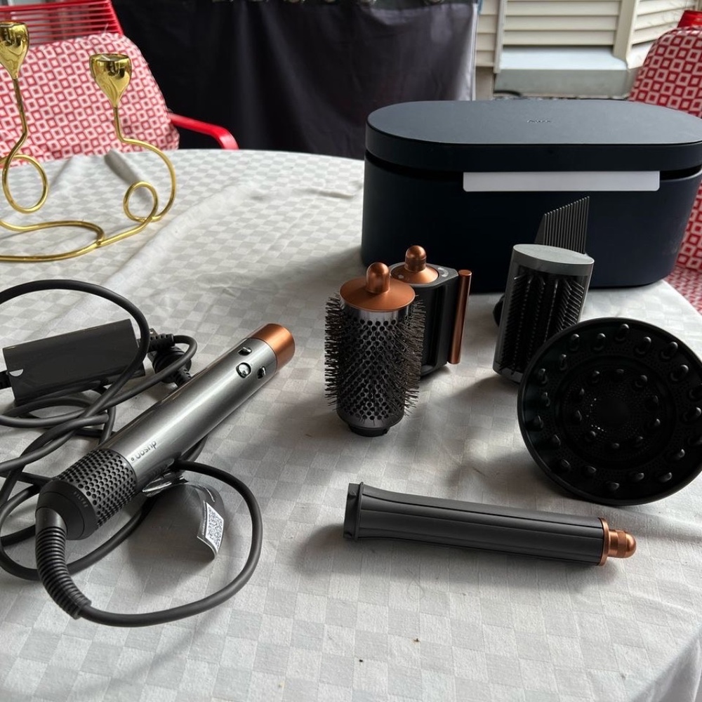 Dyson Airwrap for curly and coily hair